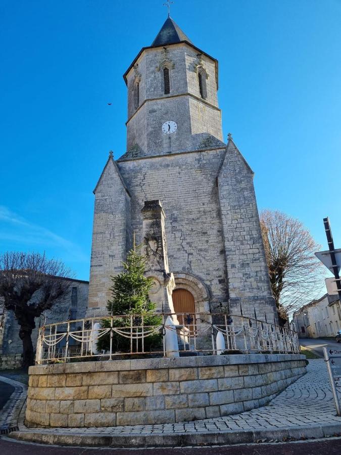 Tusson Chambres D'Hotes Charente מראה חיצוני תמונה